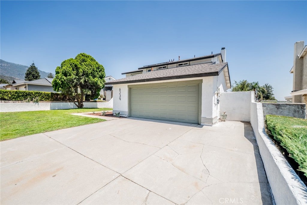 6239 Woodpine Avenue