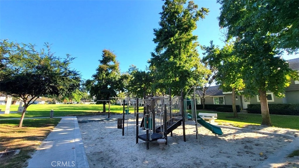 Alders (AD) - Residential