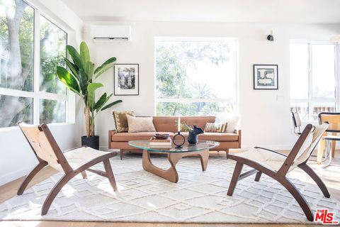 Photo of 2210 3/4 Echo Park Avenue, Los Angeles, CA 90026 (MLS # 25630779)