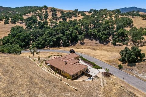 Tiny photo for 9805 Steelhead Road, Paso Robles, CA 93446 (MLS # NS26020508)