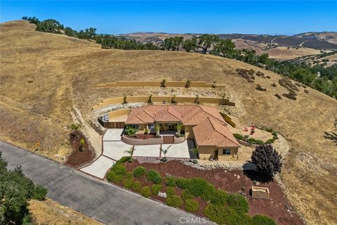 Tiny photo for 9805 Steelhead Road, Paso Robles, CA 93446 (MLS # NS26020508)