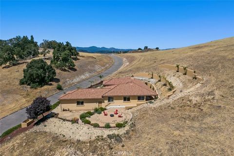 Tiny photo for 9805 Steelhead Road, Paso Robles, CA 93446 (MLS # NS26020508)