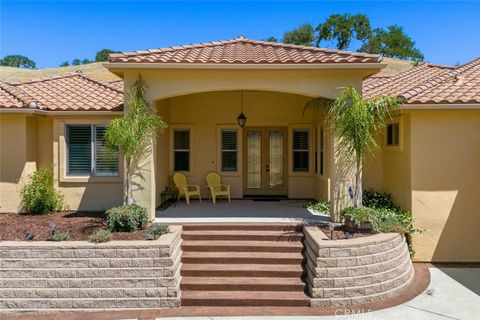 Tiny photo for 9805 Steelhead Road, Paso Robles, CA 93446 (MLS # NS26020508)