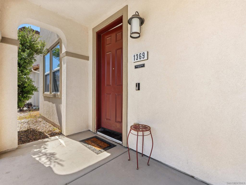 1369 Keck Rd