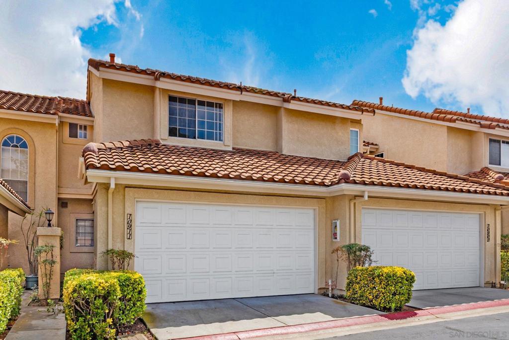 10911 Creekbridge Place PL, San Diego CA 92128