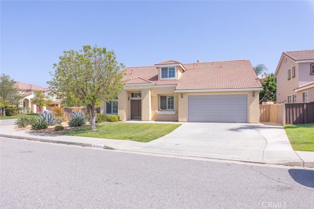 23278 Highland Oaks Court