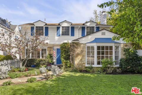 Photo of 1204 Beverwil Drive, Los Angeles, CA 90035 (MLS # 26867579)