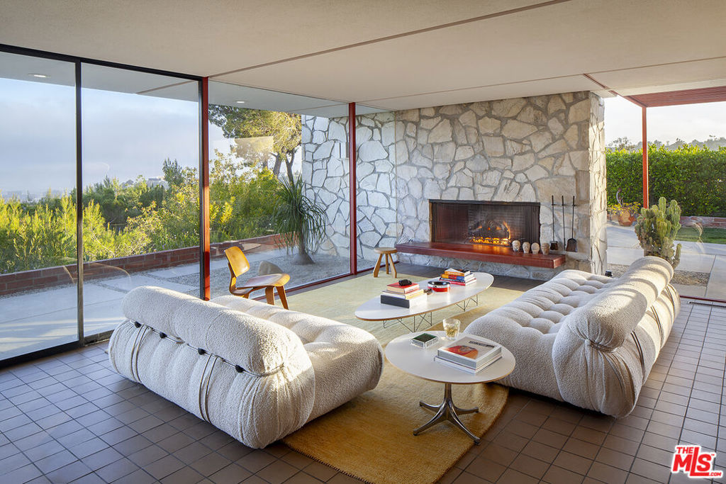 1811 Bel Air Road