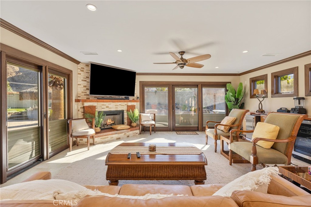 La Quinta Cove* - Residential