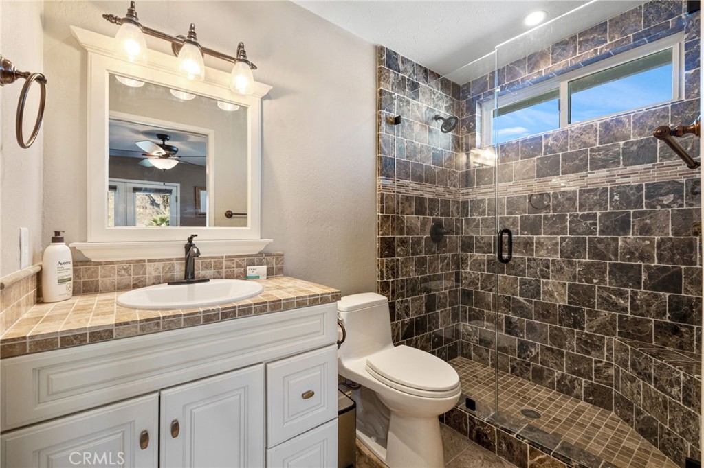 La Quinta Cove* - Residential