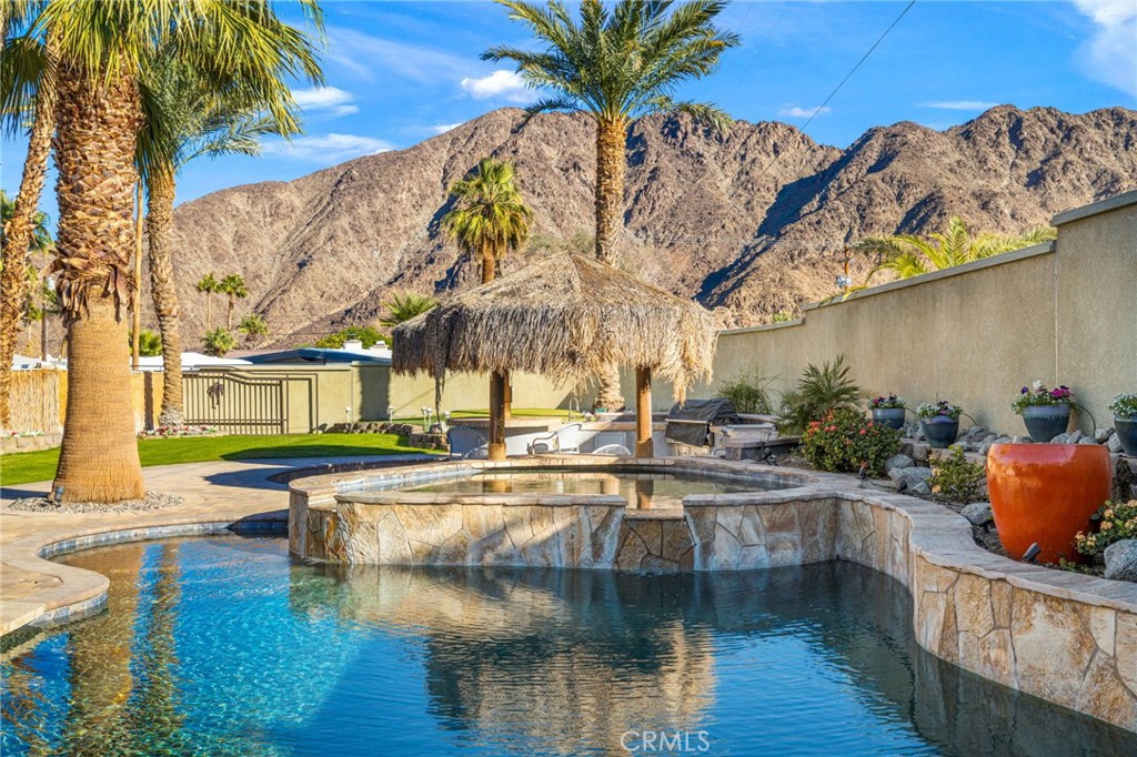 La Quinta Cove* - Residential