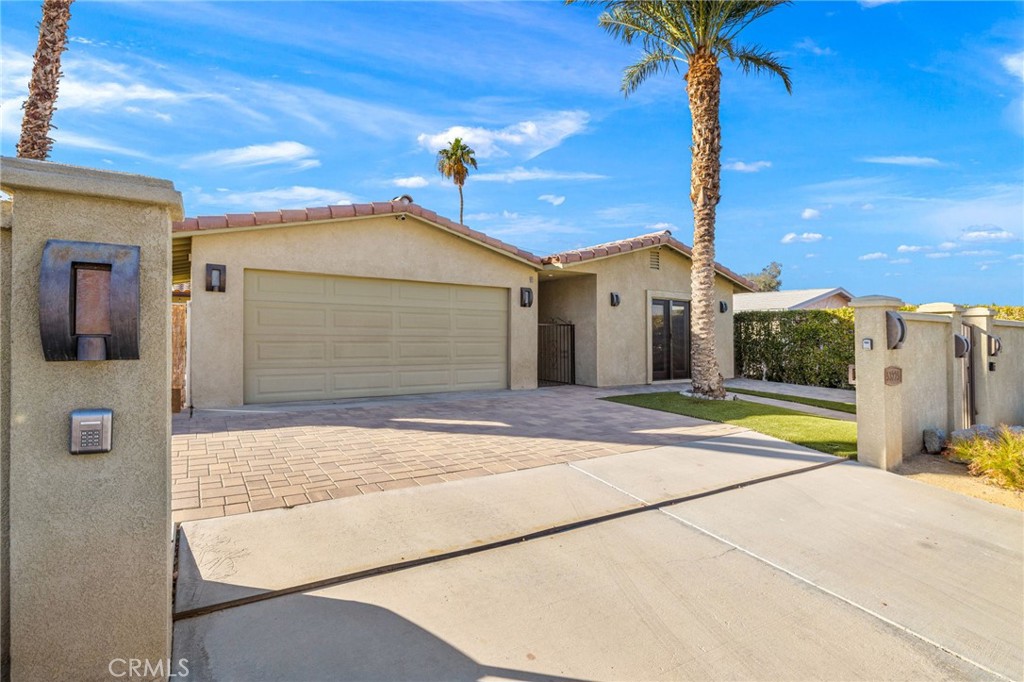 La Quinta Cove* - Residential