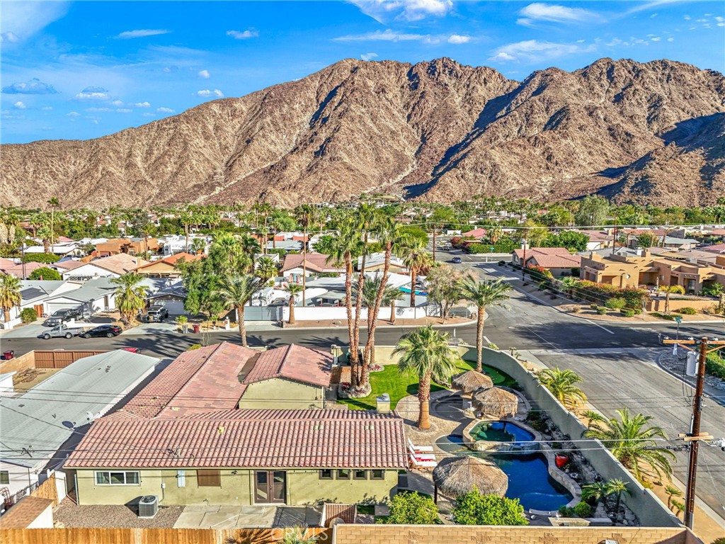 La Quinta Cove* - Residential