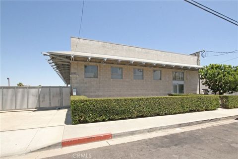 Photo of 25208 Broadwell Avenue #A, Harbor City, CA 90710 (MLS # SB26071885)