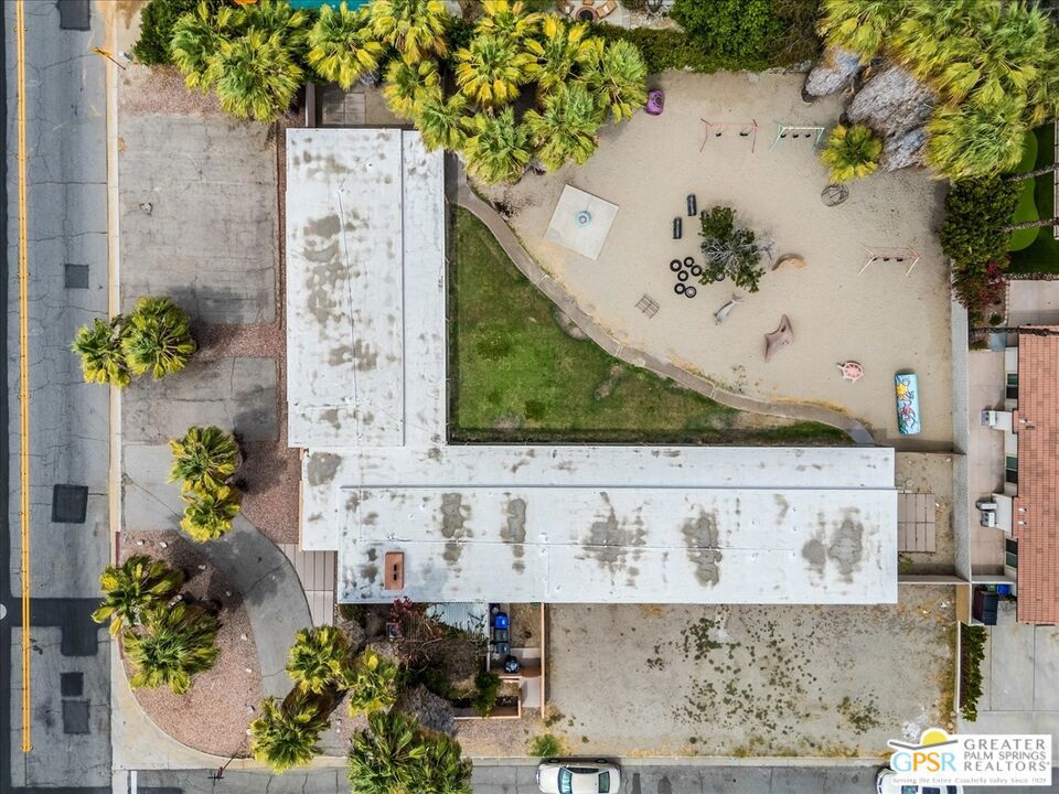 490 S Compadre Road