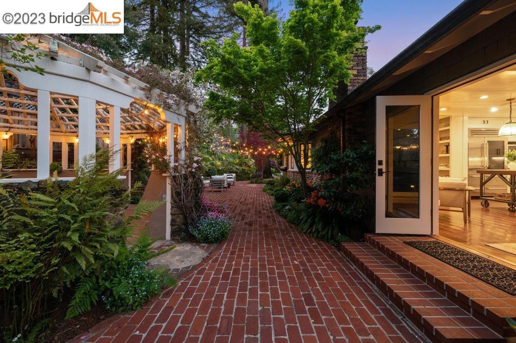 UPPER PIEDMONT - Residential