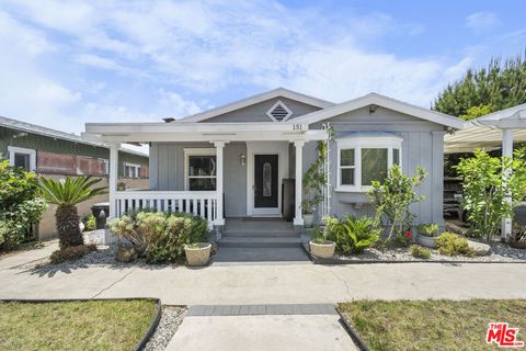 Photo of 151 N Harvard Boulevard, Los Angeles, CA 90004 (MLS # 25623385)