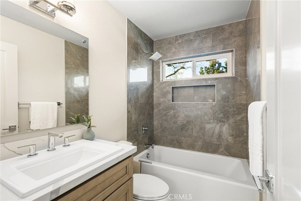 11 Thunder Trail 6, Irvine CA 92614 - Photo 59