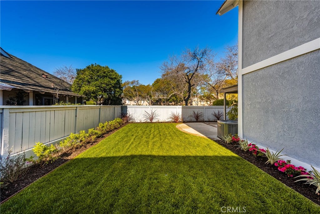 11 Thunder Trail 6, Irvine CA 92614 - Photo 33