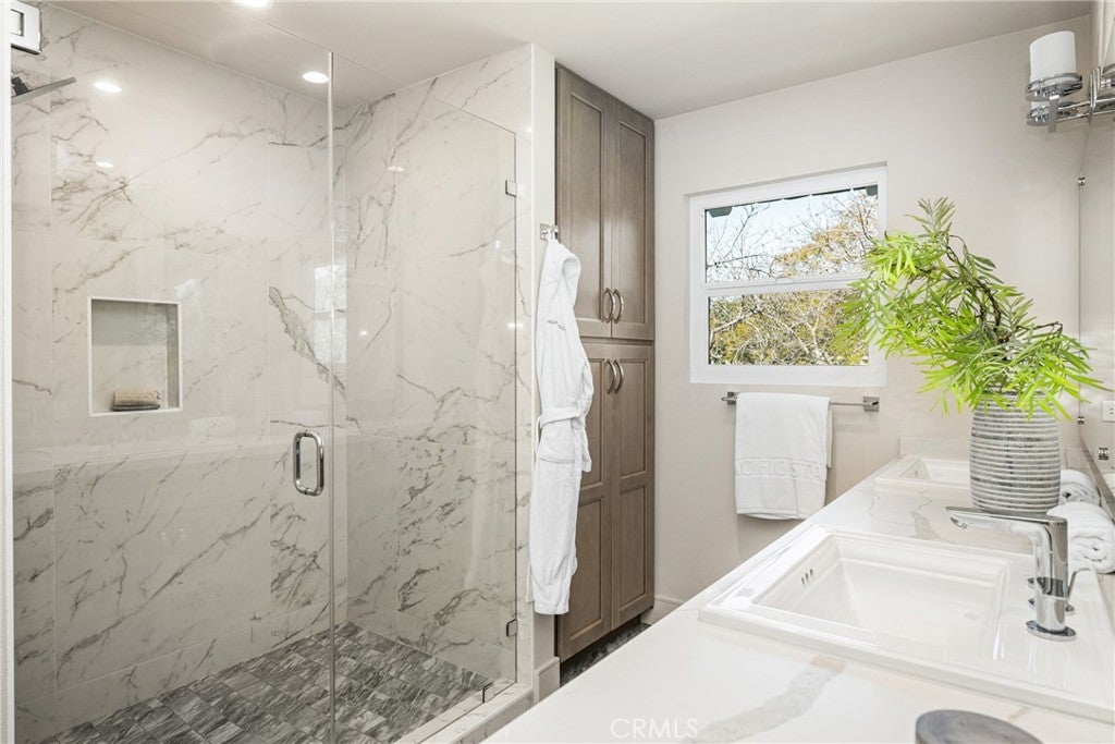 11 Thunder Trail 6, Irvine CA 92614 - Photo 53