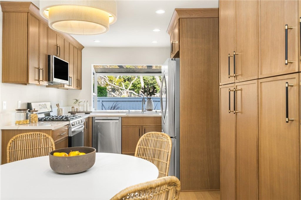 11 Thunder Trail 6, Irvine CA 92614 - Photo 22