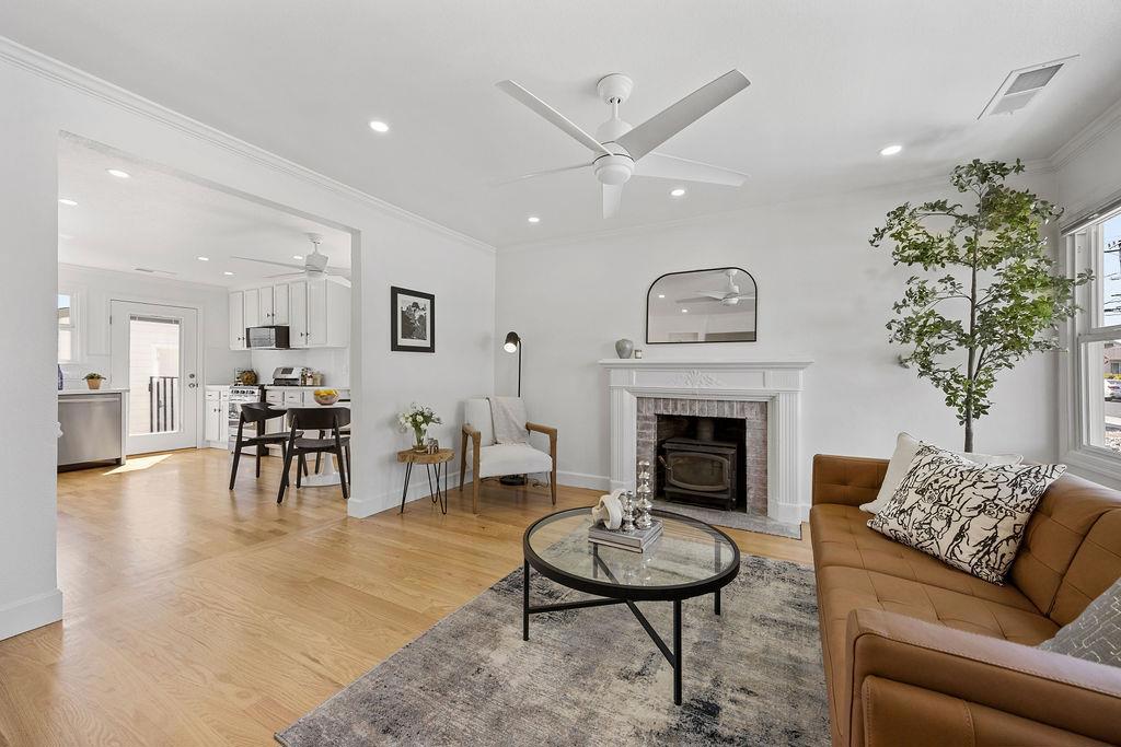 Properties 3 127 Ottawa Street