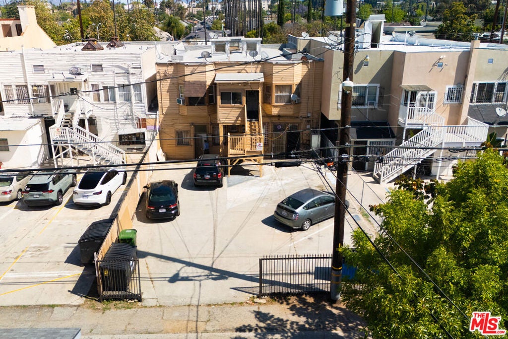 2216 W Jefferson Boulevard