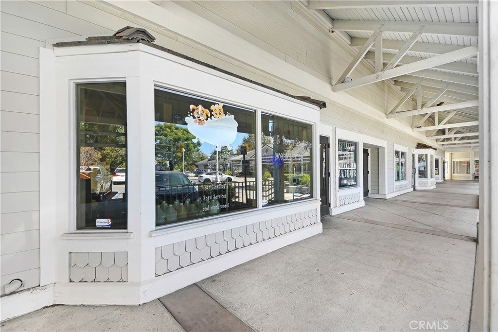 7270 S Victoria Park Lane 3F