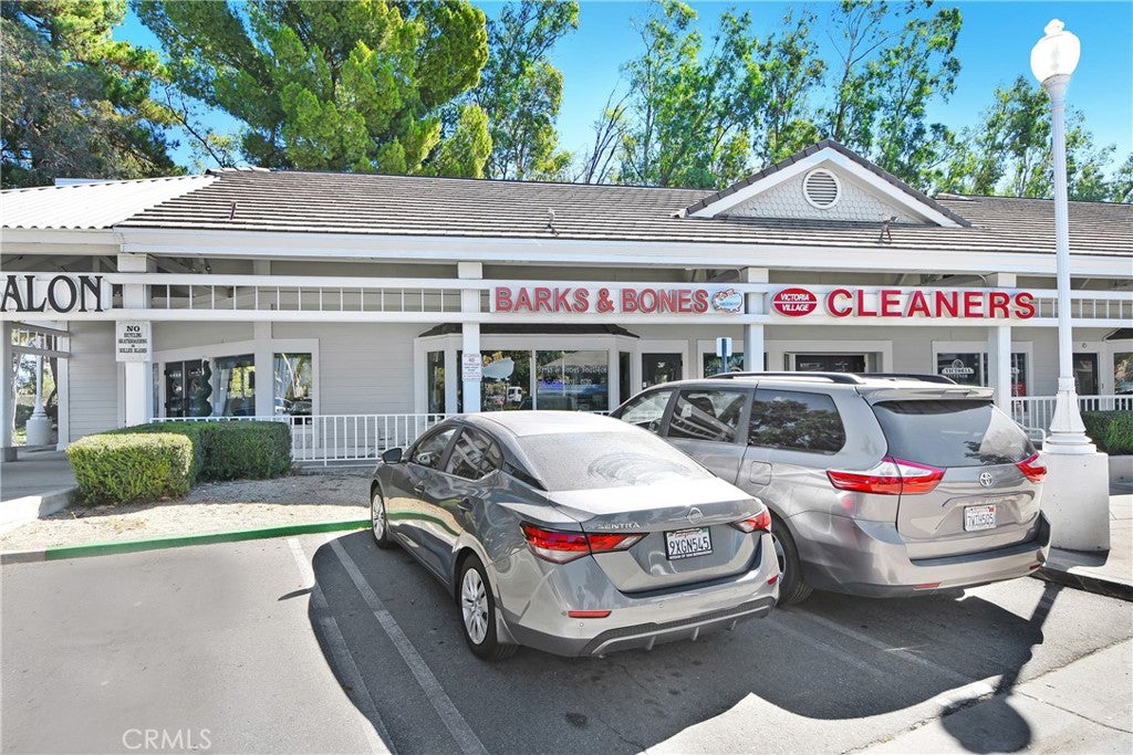 7270 S Victoria Park Lane 3F