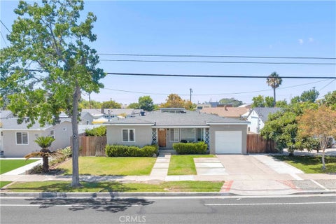Photo of 570 N Cambridge ST, Orange, CA 92867 (MLS # PW26189413)