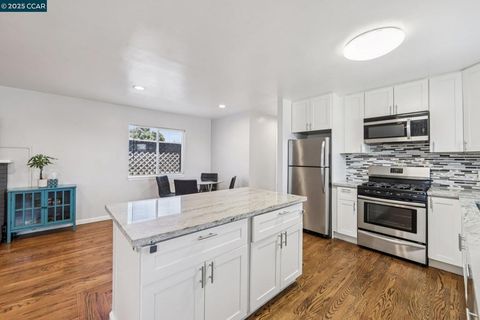 Photo of 2110 2110 Hellings Avenue Ave, Richmond, CA 94801 (MLS # 41105371)