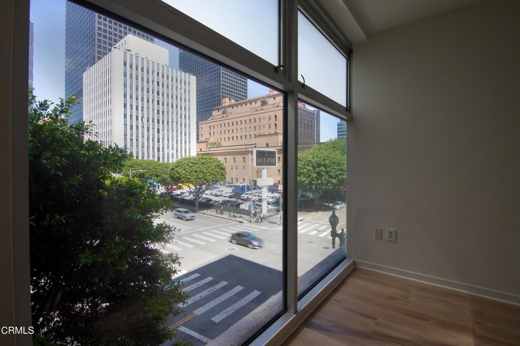 630 W 6th Street 316