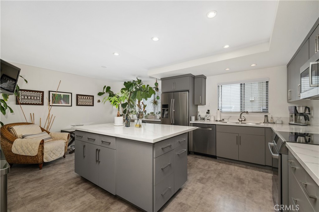 421 2nd Street