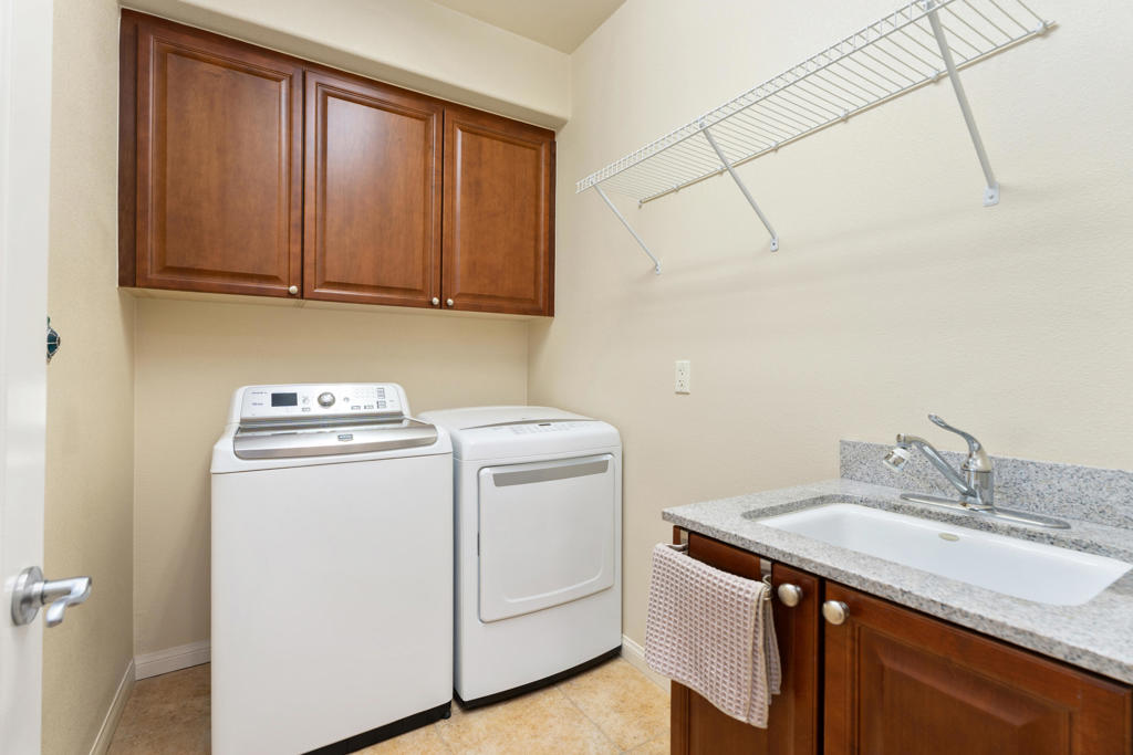 Legacy Villas - Residential