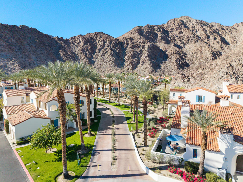 Legacy Villas - Residential