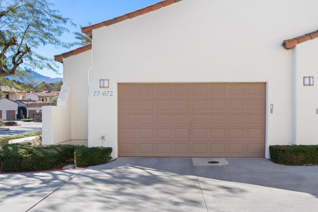 Legacy Villas - Residential