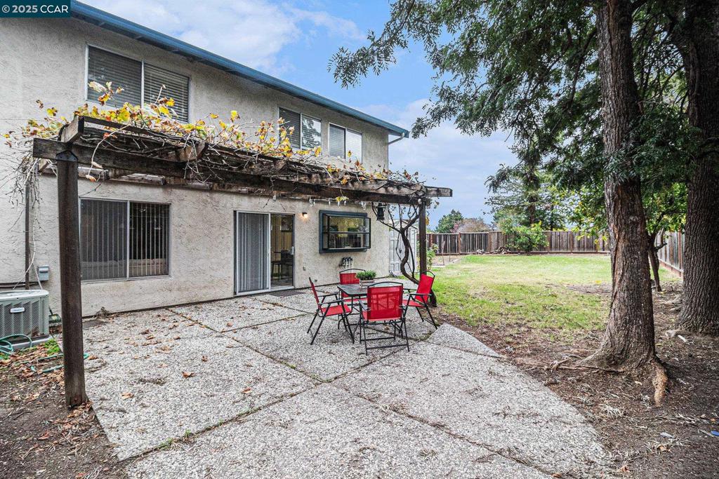 VILLAGE OAKS - Residential