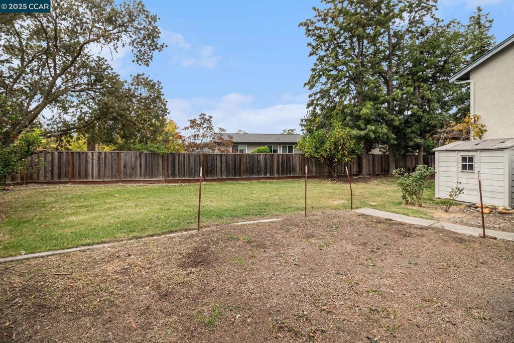 VILLAGE OAKS - Residential