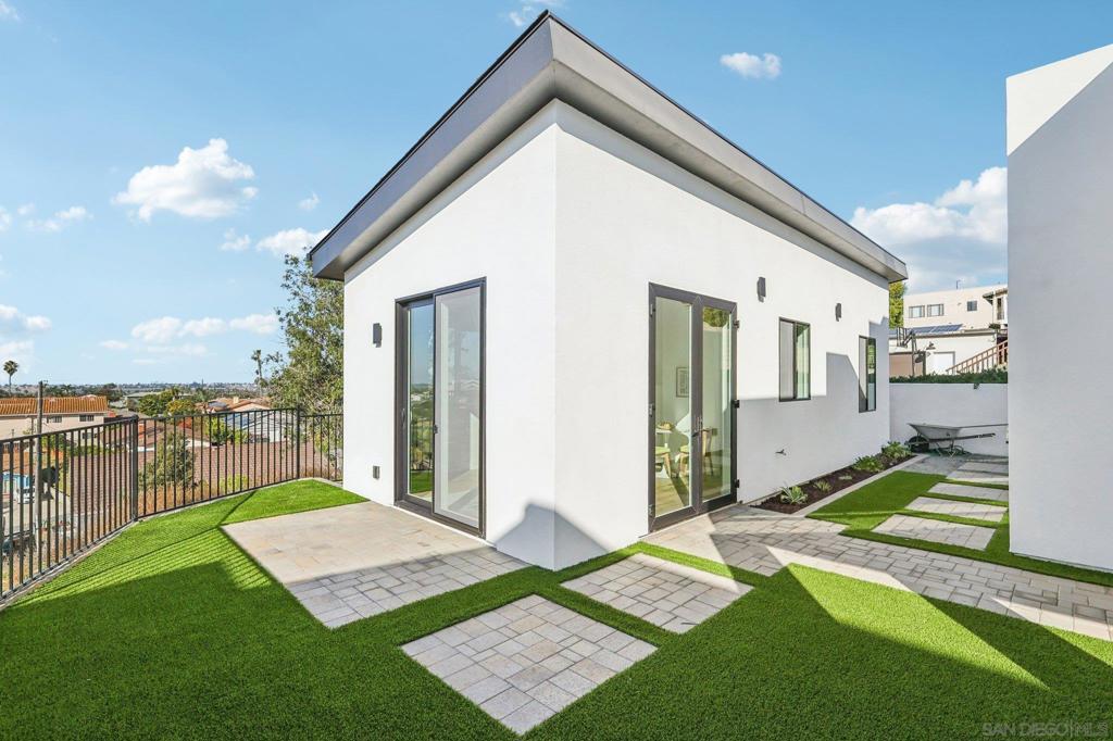 Bay Park - Residential