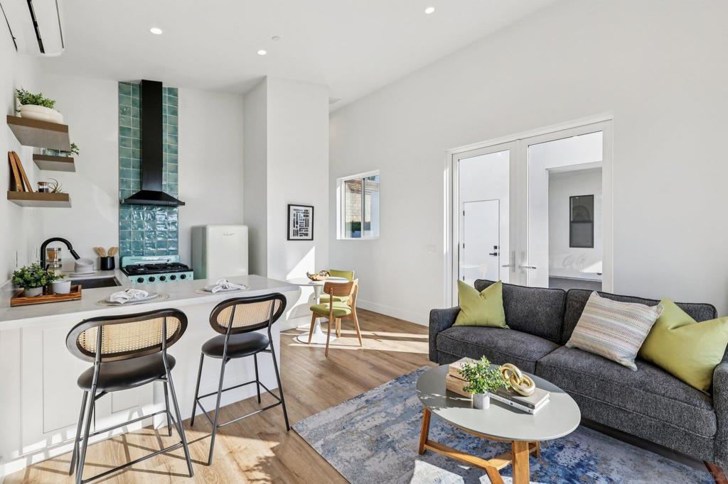 Bay Park - Residential