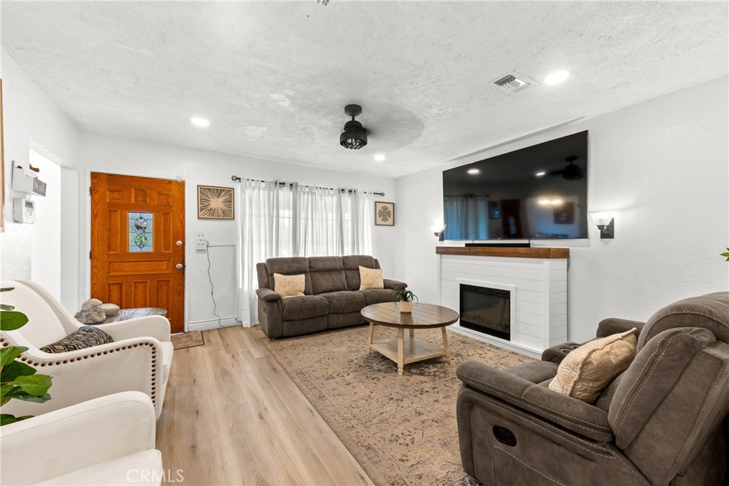 115 N Magnolia Court