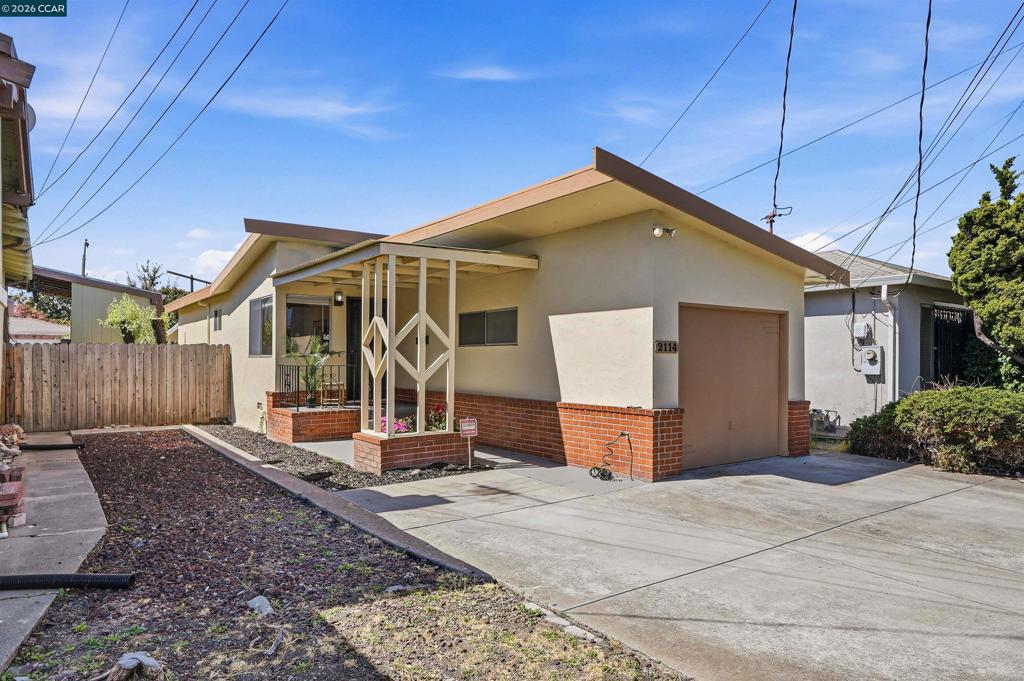2114 Gaynor Ave