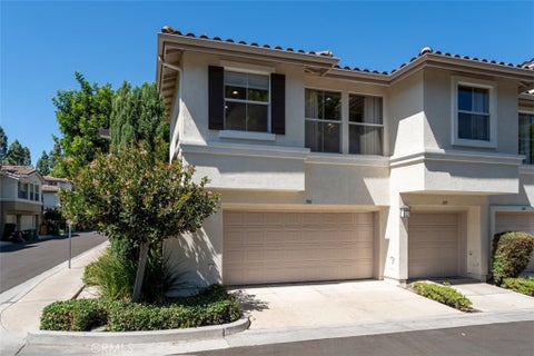 Photo of 306 Birch Grove Grv, Irvine, CA 92618 (MLS # OC26201079)