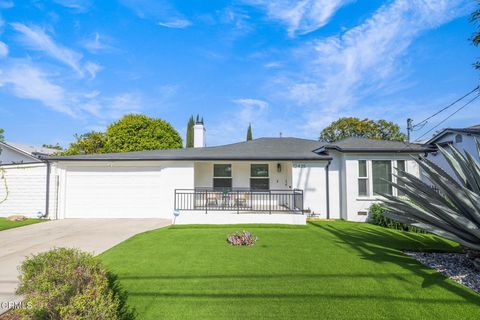 12435 Huston Street Valley Village CA 91607