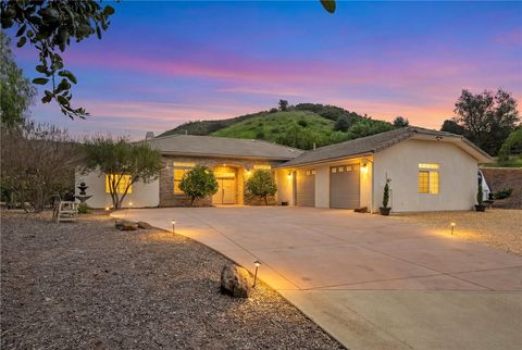 45600 La Cruz Dr. Temecula CA 92590