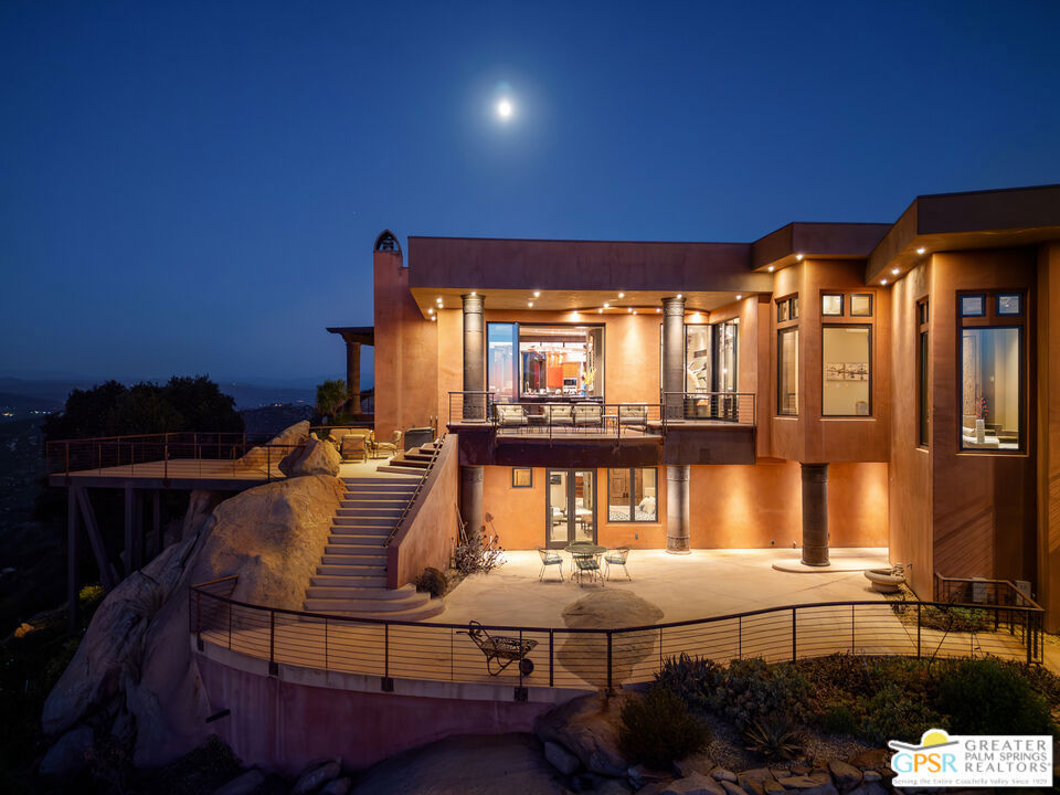 19210 Highland Hills Drive
