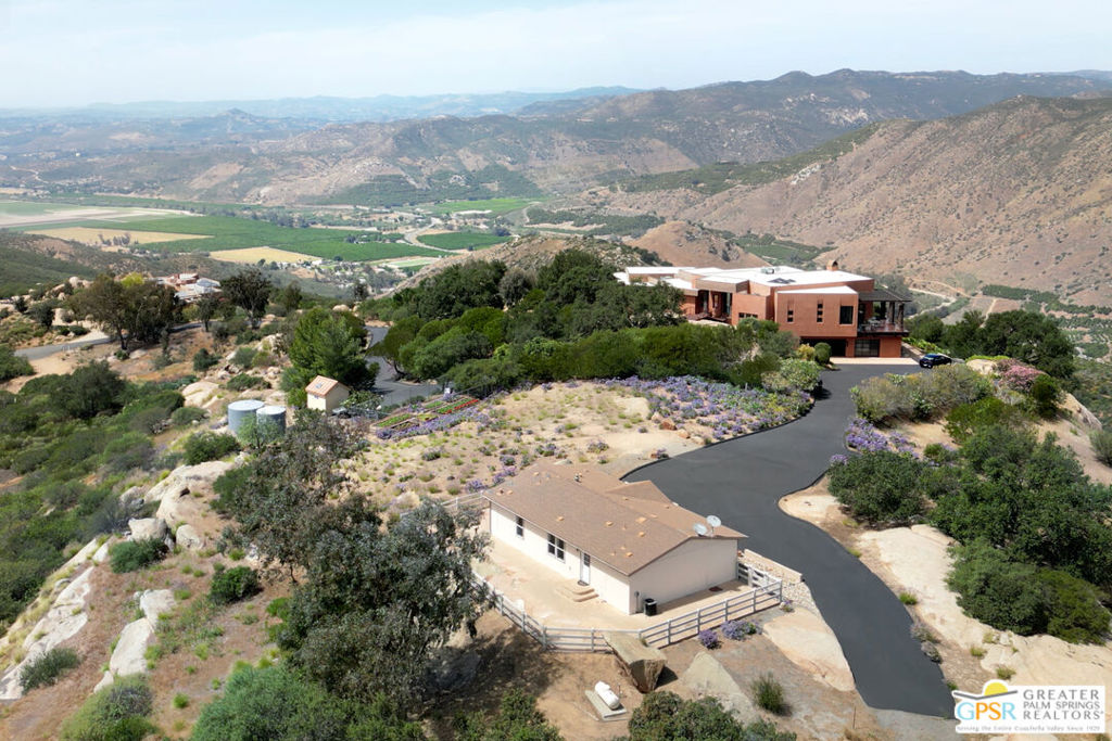 19210 Highland Hills Drive