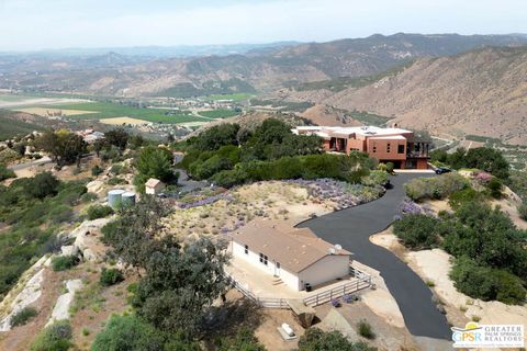 Photo of 19210 Highland Hills Drive, Ramona, CA 92065 (MLS # 26829461PS)