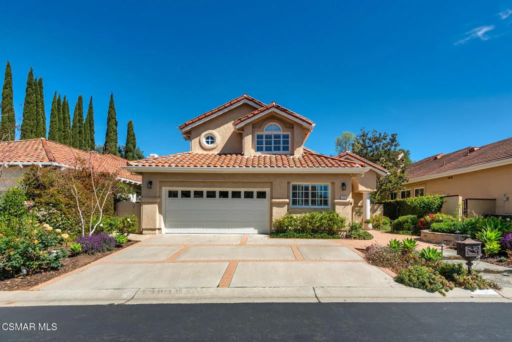 Westlake Village, California 91362, United States, 4 Bedrooms Bedrooms, ,3 BathroomsBathrooms,Residential,Active,142650