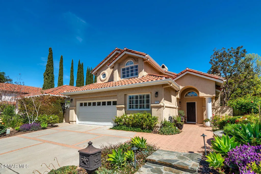 Westlake Village, California 91362, United States, 4 Bedrooms Bedrooms, ,3 BathroomsBathrooms,Residential,Active,142650